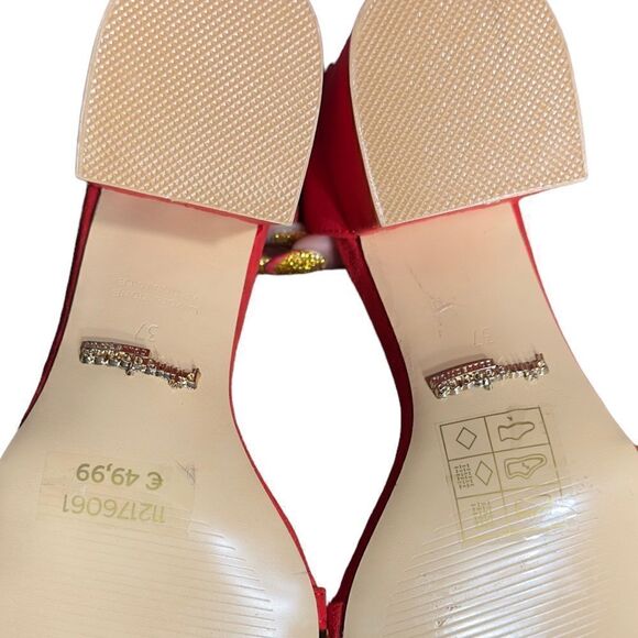 PRIMA DONNA Collection Big Studs Red Strappy Heeled Sandals Size 37 (6.5 US) - Picture 15 of 15